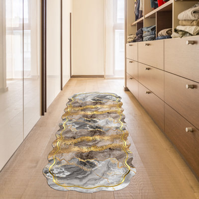 Novelty Brookville Machine Woven Polyester Area Rug in Grey/Gold/Brown