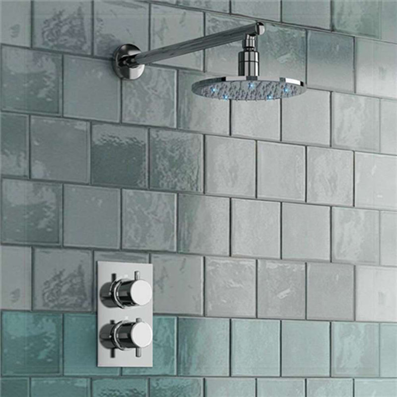 Ensemble de douche thermostatique à DEL Milan pour une expérience luxueuse avec température intelligente