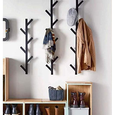 Pamila Iron Wall 8 - Hook Wall Mounted Coat Rack