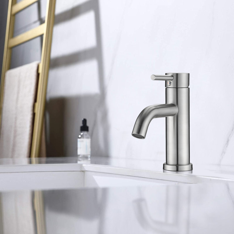 Single-Hole Single-handle Bathroom Faucet with Drain Assembly, Brushed Nickel