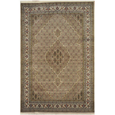 Yasir Wool Oriental Indoor Rug