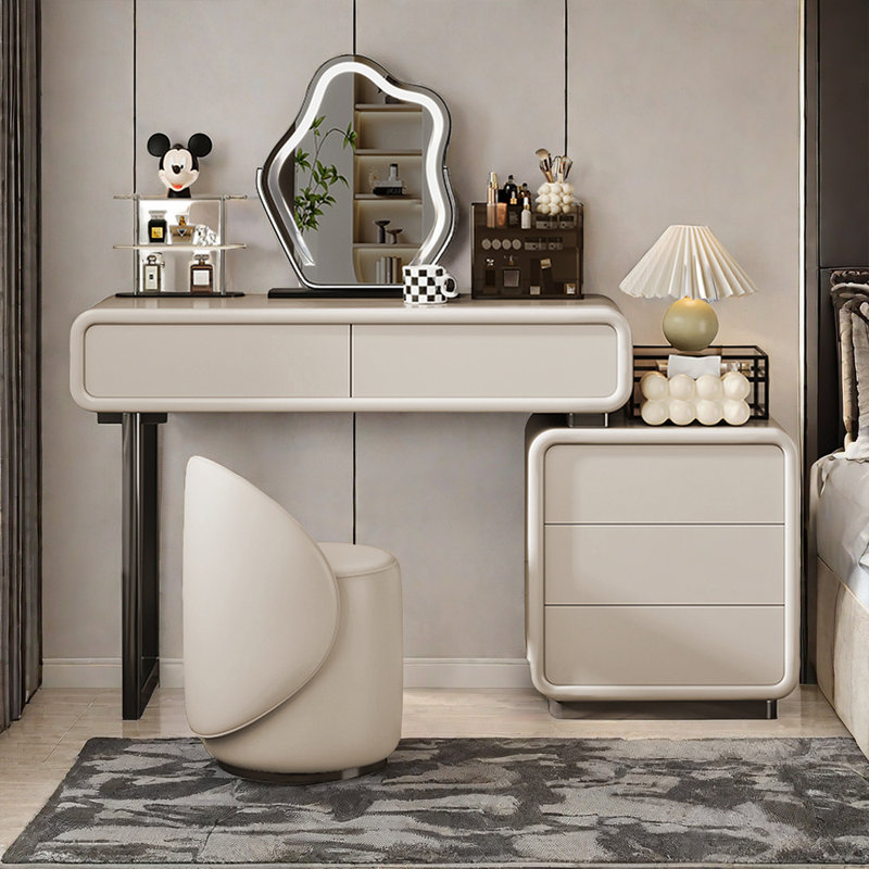 Erini Vanity