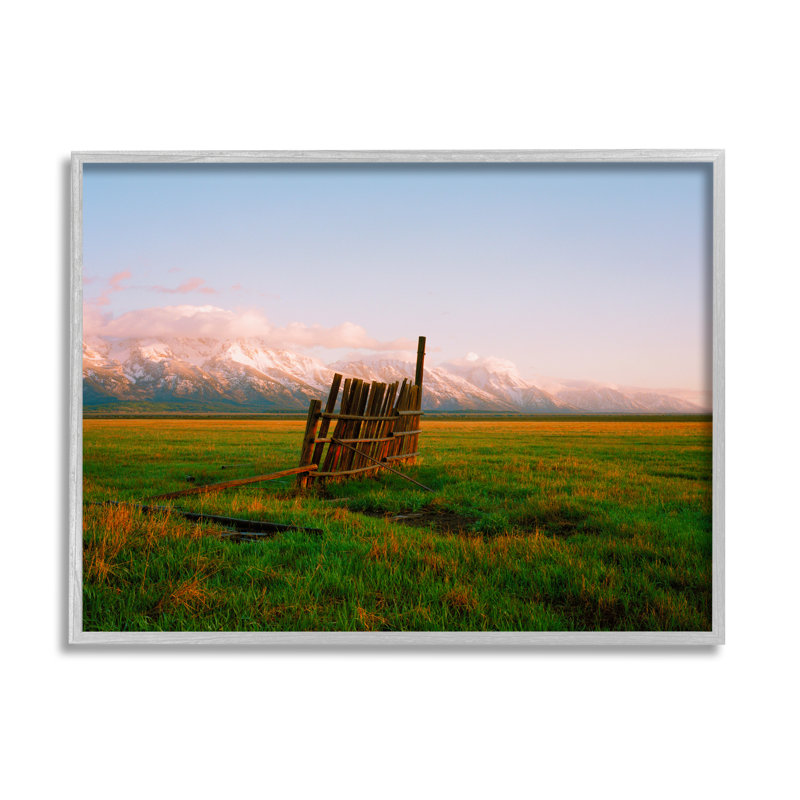 Photographie de cadre photo sur panneau de fibres à densité moyenne Ranch Fence, H 14 po x l 14 po x P 1,5 po