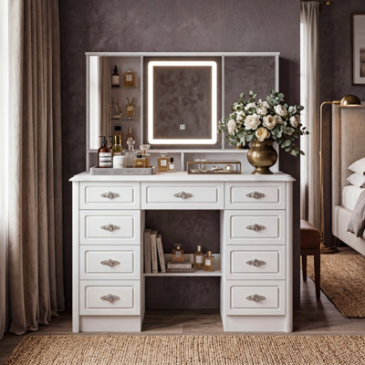Geontae Vanity