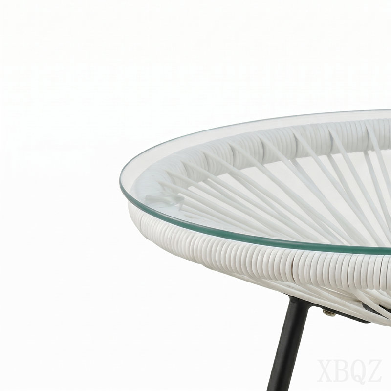 Table d'appoint en osier synthétique Nusa