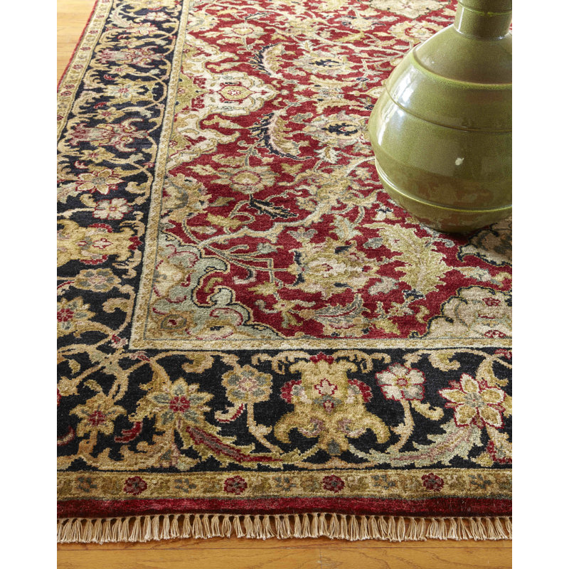 Polonaise Wool Oriental Area Rug in Burgundy/Black/Brown, Rectangle 9' x 12'