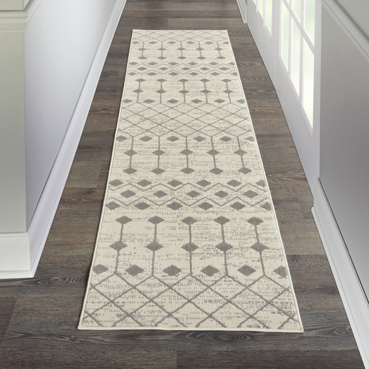 Vigue Geometric Indoor Rug