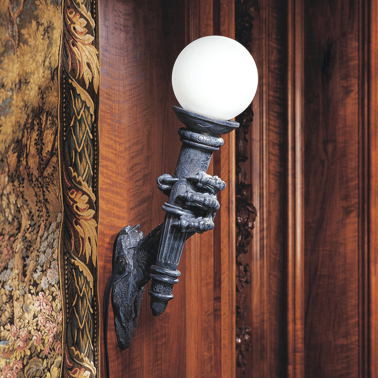 Blackfriar's Gate Resin Plug-in Wallchiere