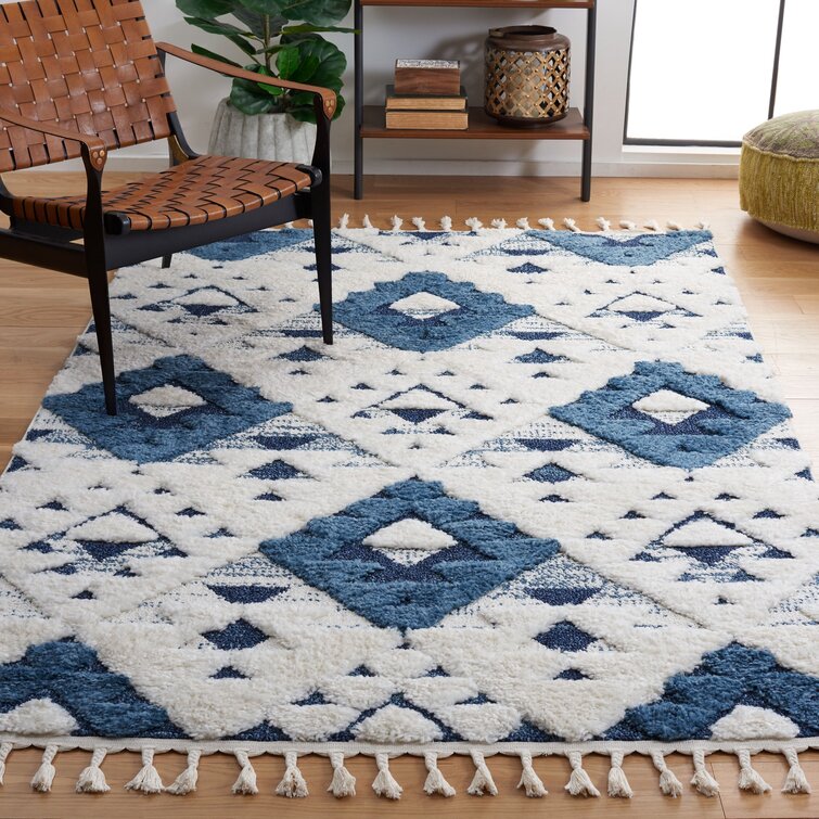 Purtell Tassel Shag 688 Area Rug In Blue / Ivory