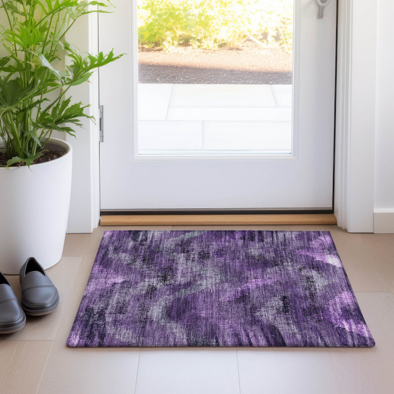 Malm Washable Chevron Indoor / Outdoor Rug, Rectangle 1'8" x 2'6"