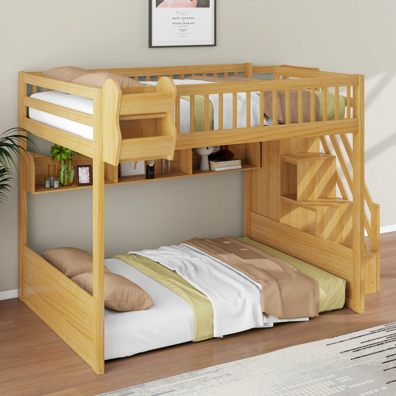 Grand lit mezzanine en bois avec escalier et garde-robe, lit superposé multifonctionnel avec tablettes de rangement et espace sous le lit