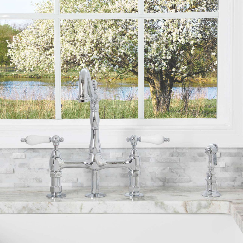 Robinet de pont avec accessoires, Chrome