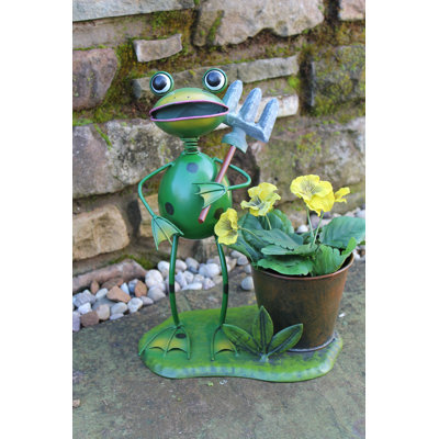 Bosse Metal Planter