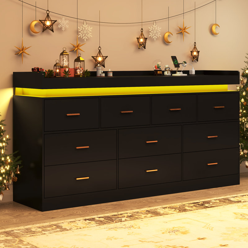 Karigan 10 Drawer Dresser, Black