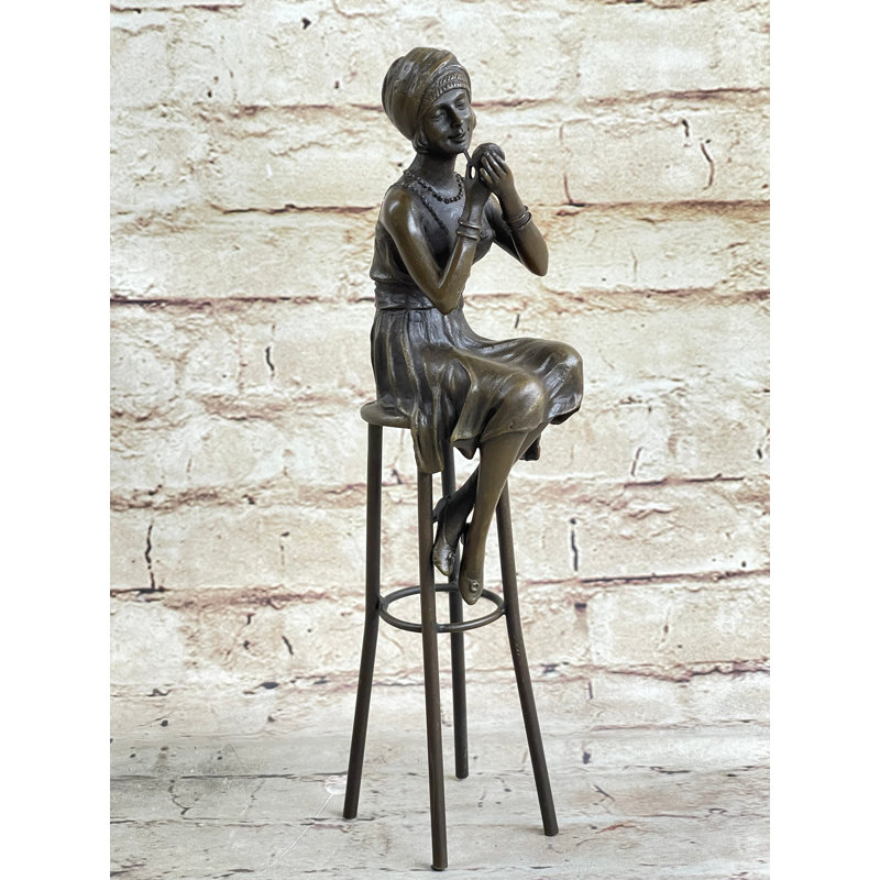Figurines et sculptures Vyara