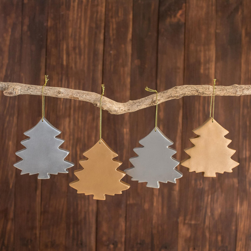 Ensemble de 4 décorations pour arbre de Noël faites à la main The Holiday Aisle® (ensemble de 4)
