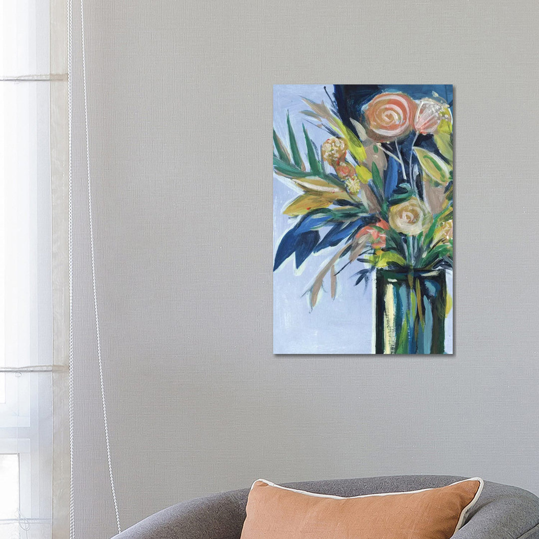 Flowers In A Vase II von Melissa Wang - Galerie-verpackte Leinwand Giclée auf Leinwand