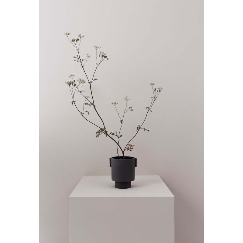 Inka Planter, 6.3" H x 5.91" W x 5.91" D, Gray