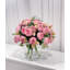 Arrangement de pivoines roses dans un vase-107283954