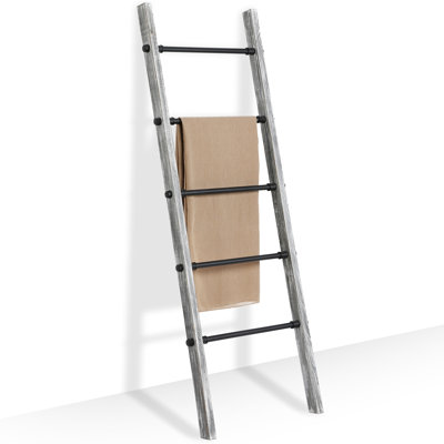 Wall-Leaning 5 ft Blanket Ladder