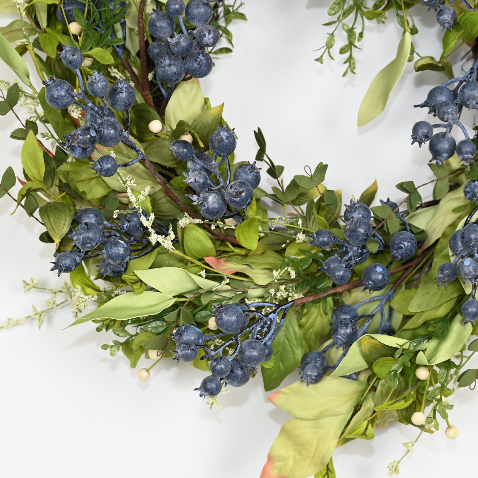 24" Handcrafted Leaves, Berry No Holiday Wreath