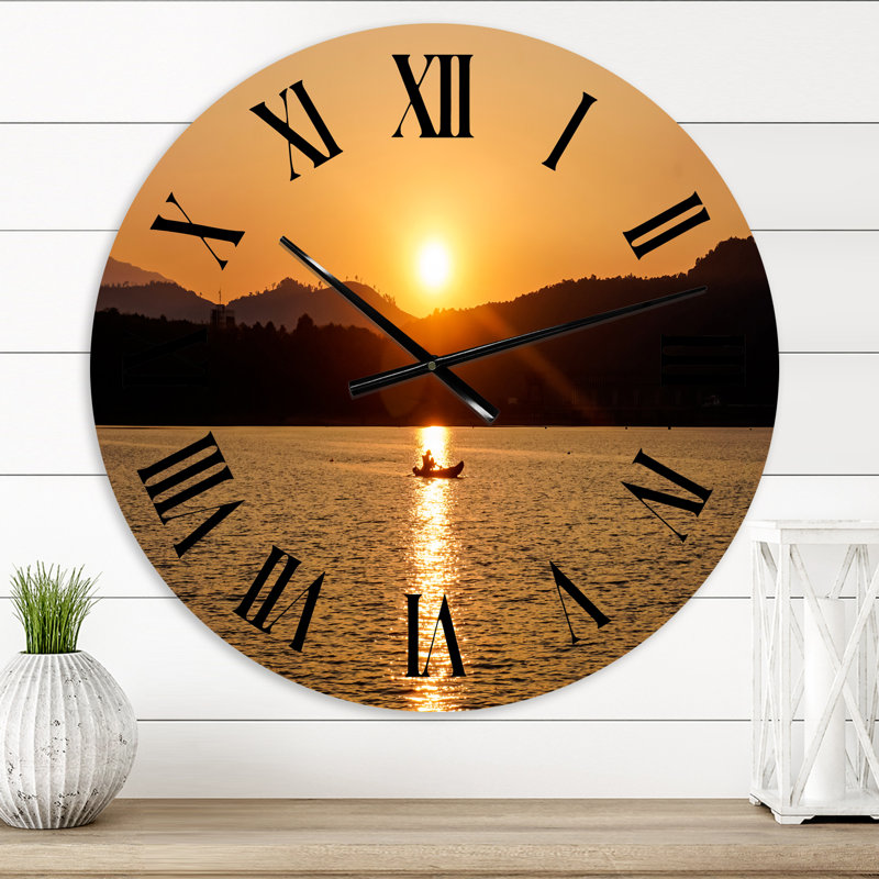 Coucher de soleil sur le lac Mount Horizon - Horloge murale traditionnelle, Surdimensionné