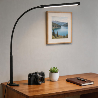 High-Quality Metal Clip-On Desk Lamp With Fine Dimming And Flexible Lamp Arm, Providing A Professional Lighting Experience, Suitable For Home Office And Study.