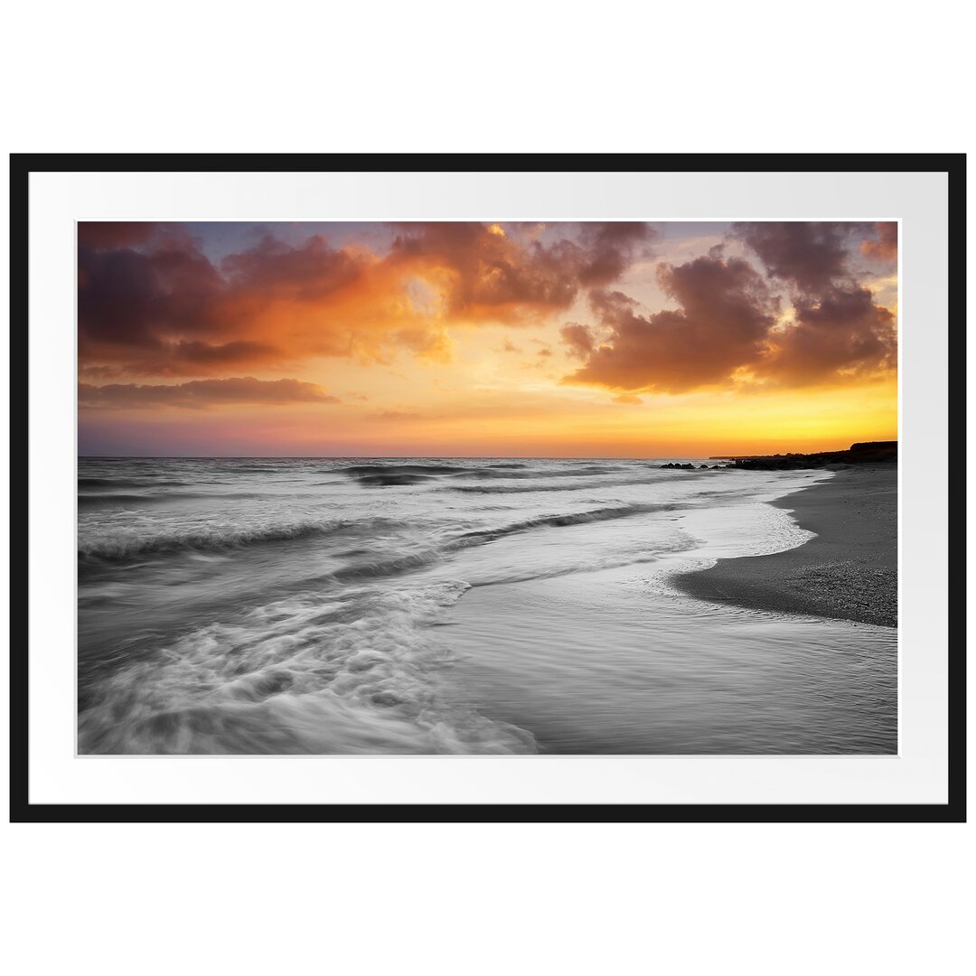 Gerahmtes Poster Strand mit Sonnenuntergang