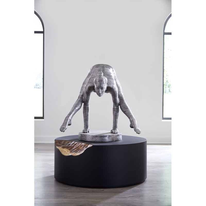 Statue corps en équilibre, aluminium
