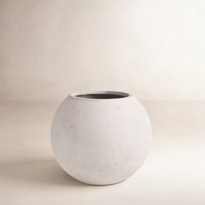 Lotta Pot Planter