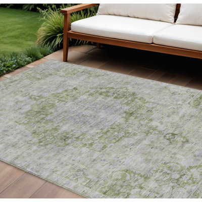Tapis extérieur lavable à motif de médaillons vert olive 8 pi x 10 pi