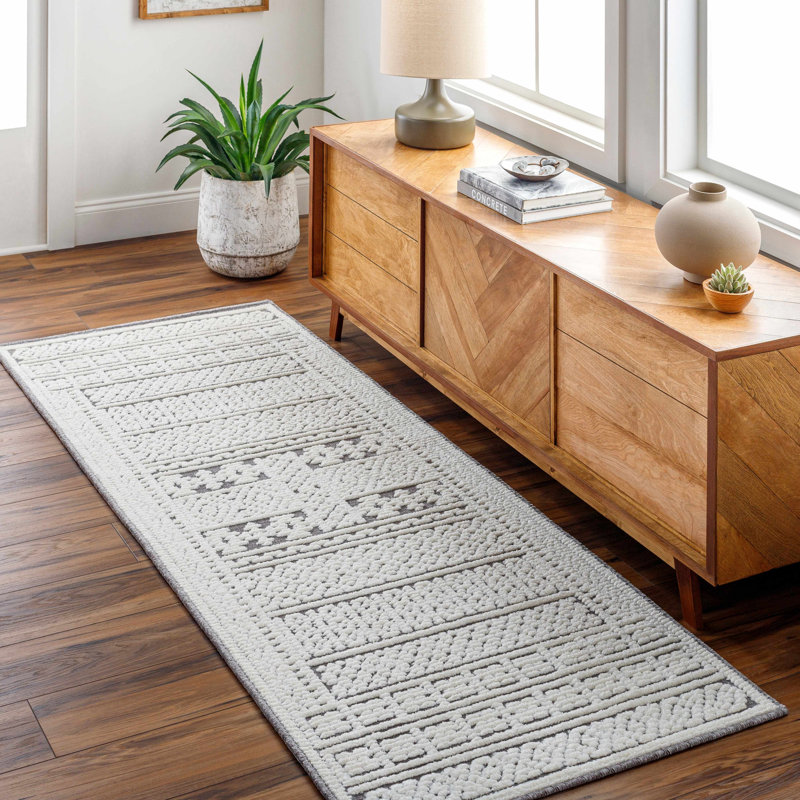 Anetra Geometric Indoor Rug, Runner 2'7" x 7'2"