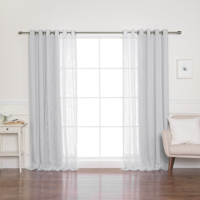 Paire de rideaux occultant et isolants avec œillets Evelina, Vapeur, 52 po x 84 po