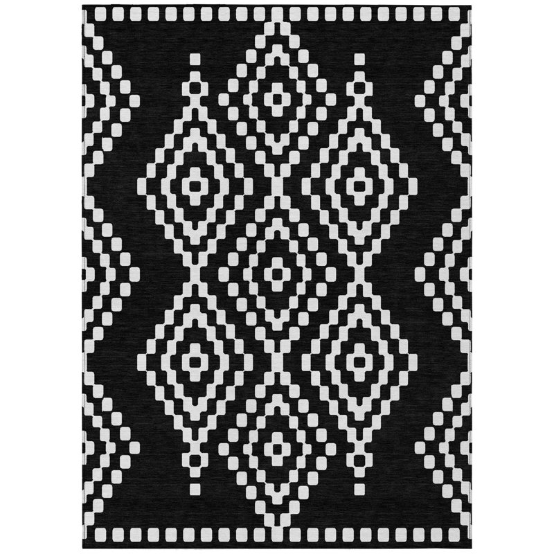 Tapis intérieur / extérieur géométrique lavable noir et ivoire 5 pi x 8 pi