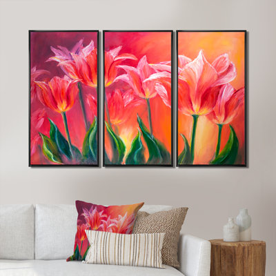 Tulipes dans un abat-jour rouge - ensemble de 3 toiles encadrées florales