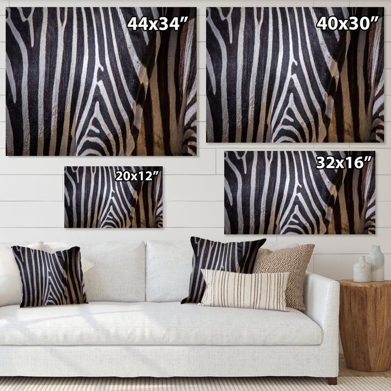 Structure noire et blanche de peau de zèbre - reproduction sur toile, H 24 po x l 32 po x P 1 po, Toile tendue