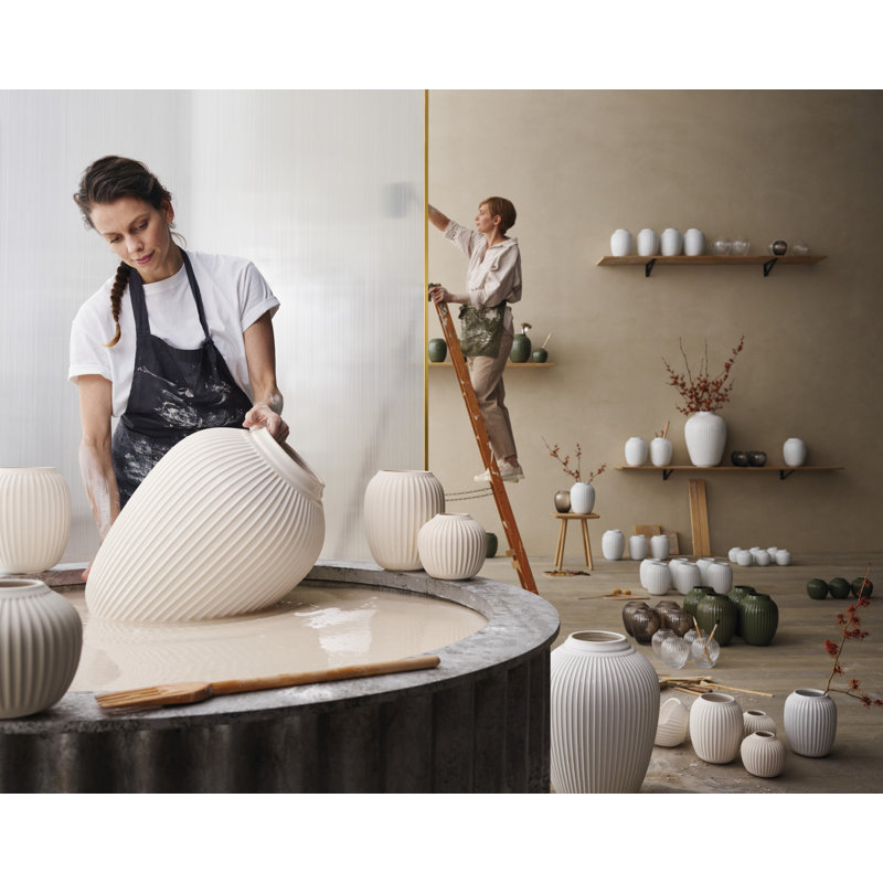 White Porcelain Decorative Floor Vase with Grooves