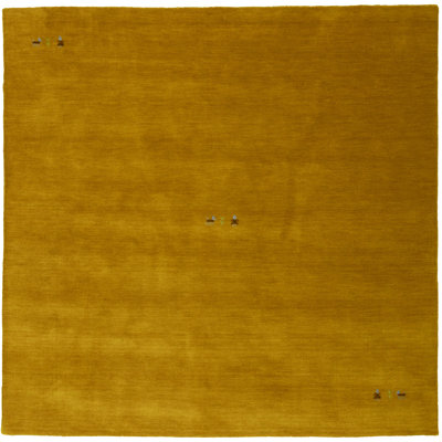 Tapis oriental doré à motif tribal Lori Gabbeh