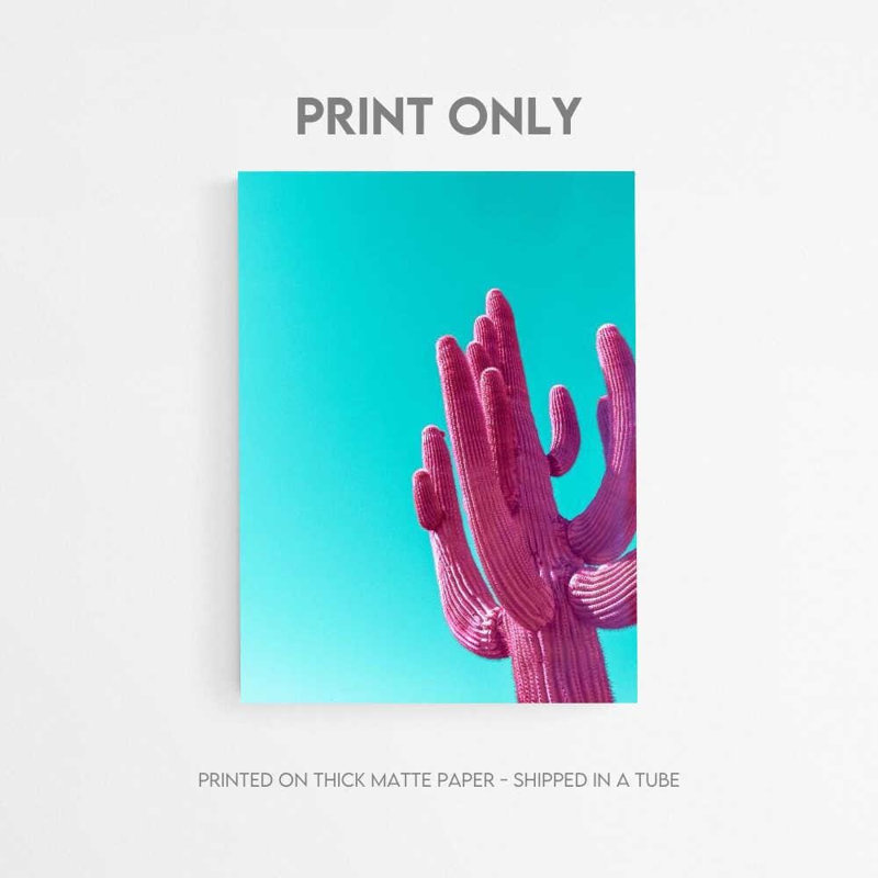 Magenta Pink Saguaro Art Print: Minimal Botanical Wall Decor, H 40 po x l 30 po, Impression encadrée sans passe-partout, Brun