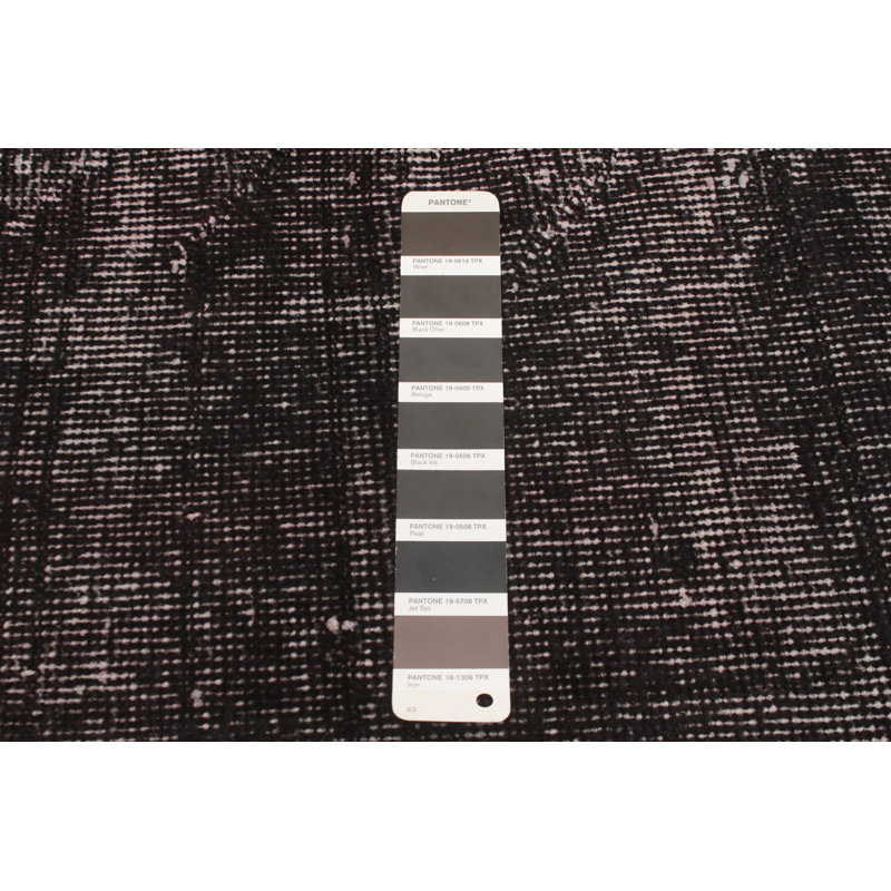 Tapis noir en laine noué à la main de conception unique de style années 2000 de 7 pi x 10 pi 2 po Okwu