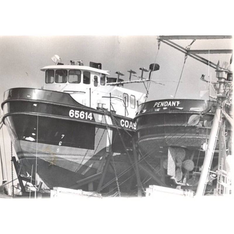 USCGC Bollard (WYTL-65614), modèle de navire, H 10 po x l 30 po x P 5 po