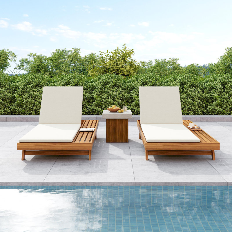 Chaise longue de patio réglable en bois d'acacia avec coussin triple Farnborough