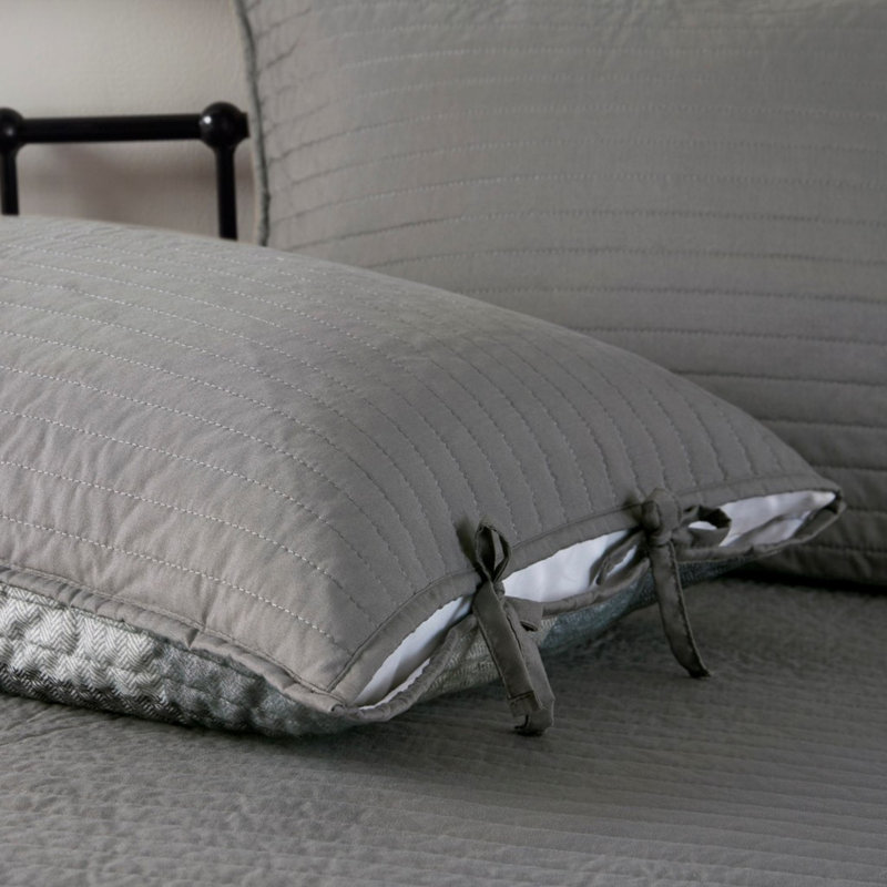 Rustic Plaid Bedding Sets, Polyester Material, Reversible Design For Home Use