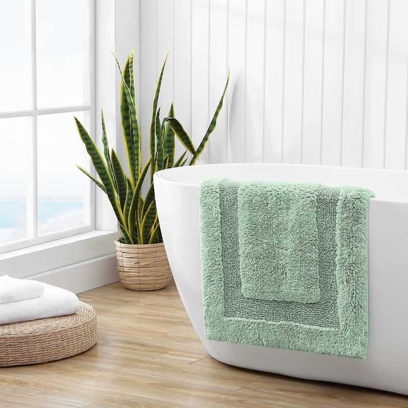 Long Branch Bath Rug, Green, 21 x 34