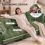 Canapé 2 places vert en chenille motif nuage avec pouf amovible, coussins capitonnés et finitions à pompons-1148559883