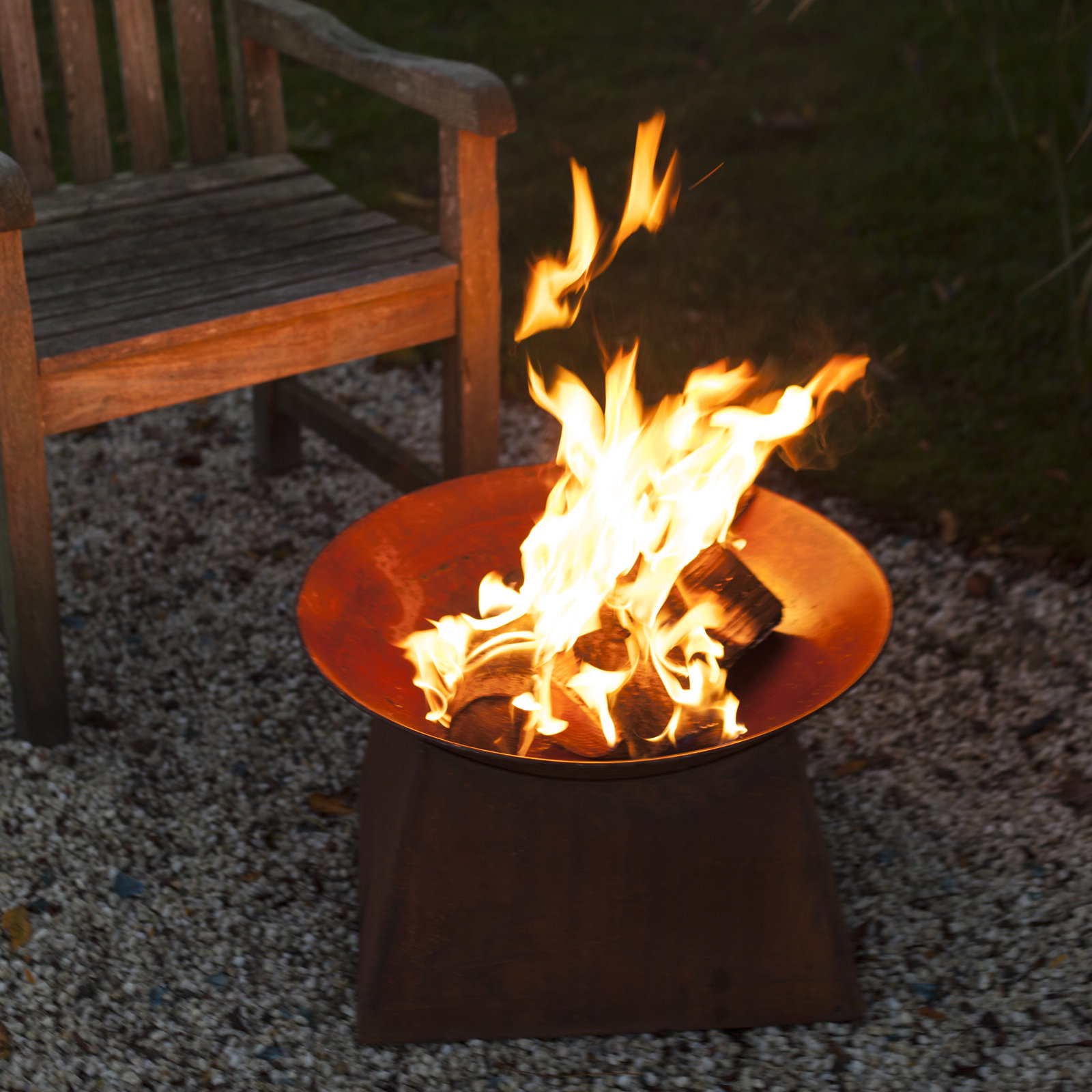 Howland Outdoor Fire Pit, 8.1" H x 23" W x 23" D