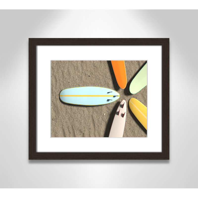 " Surf Circle " by Alexander Mils, Blanc, H 13 po x l 15 po x P 1,25 po, Cadre de boîte en noyer