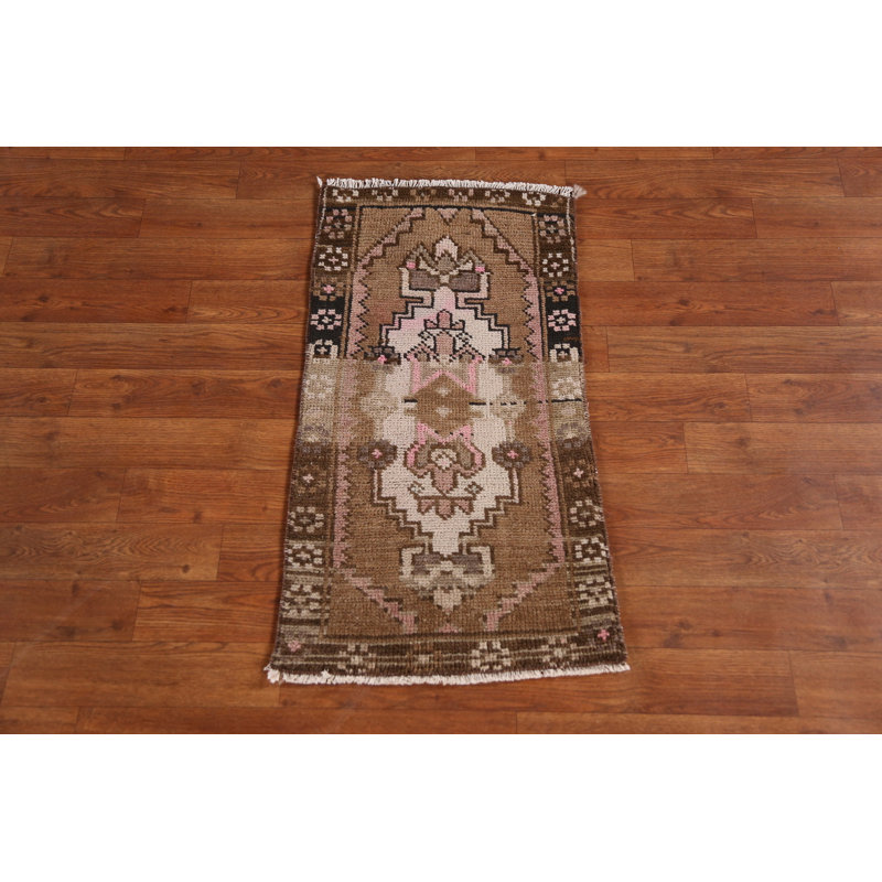 Tapis décoratif brun Anatolian