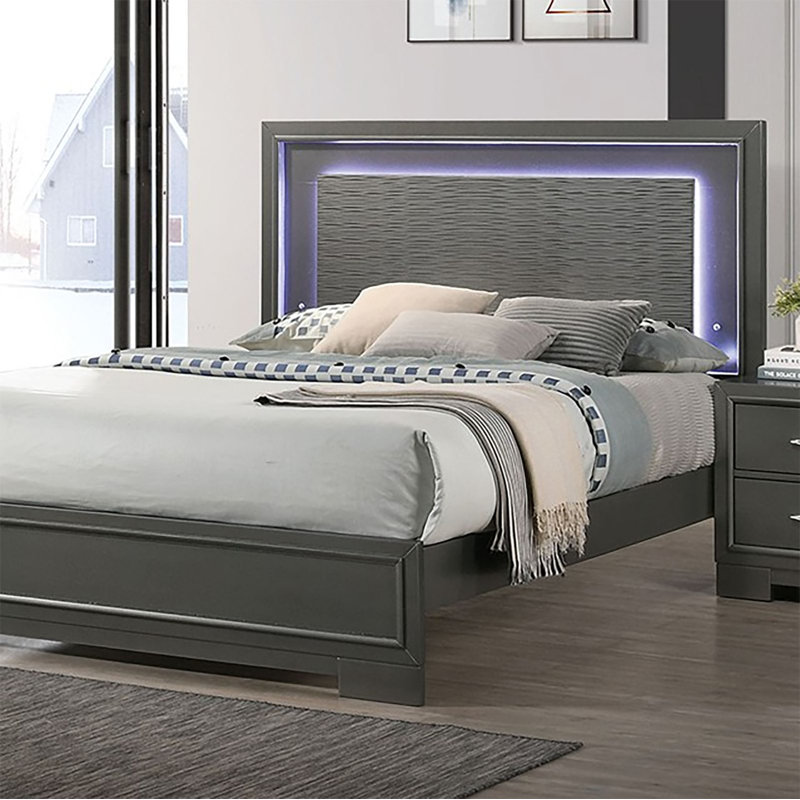 Eaghton Platform Bed, Queen