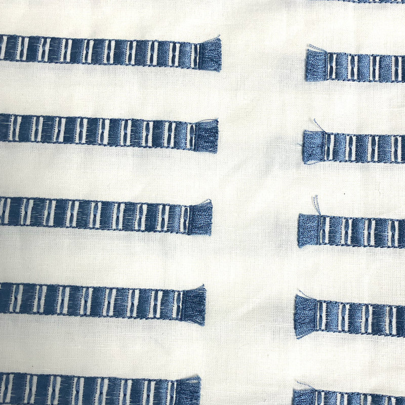 Latera Throw Blanket, White/Blue